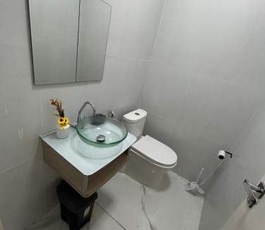 Macapa House | Casarão, piscina, conforto em condomínio fechado