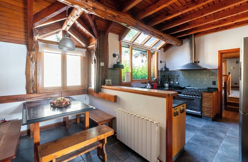 San Carlos de Bariloche House | Caserón Barrio Cerrado on the Nahuel River