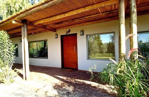 Guaymallen Villa | Casona Los Papiros tranquilidad en la naturaleza