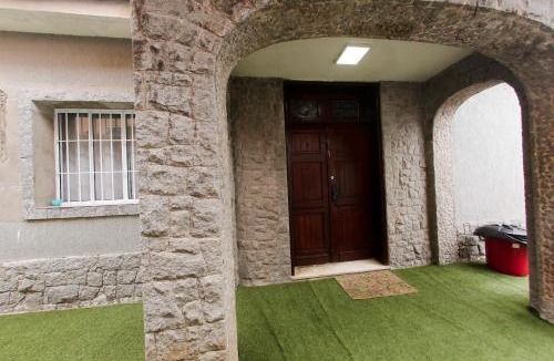 Solemar House | Castelinho Solemar - Suíte Premium com Banheira Privativa e Ar