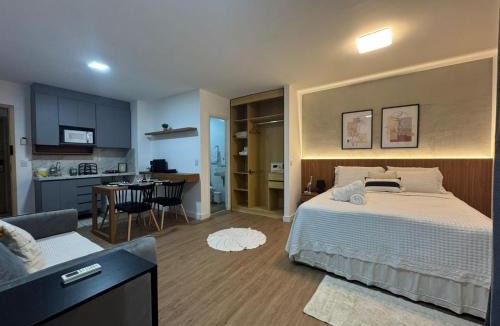 Jardim da Penha House | Century Plaza Vista Mar
