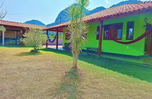 Castelo Cottage | Chácara Aconchegante Excelente Para Você Descansar com sua Família!