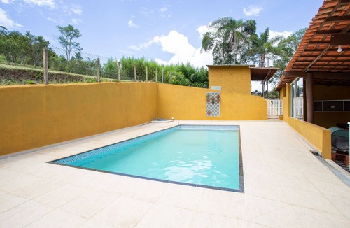 Ibiuna House | Chácara c piscina, churrasqueira e Wi-Fi em Ibiúna