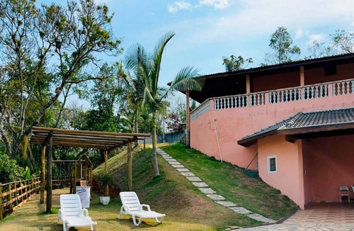 Santa Isabel House | Chácara com piscina e churrasq em Santa Isabel/SP