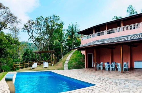 Santa Isabel House | Chácara com piscina e churrasq em Santa Isabel/SP