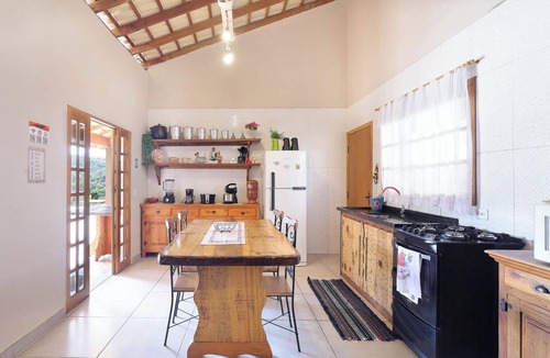 Ibiuna Ski Chalet | Chácara com piscina, churrasq e WiFi, pet friendly