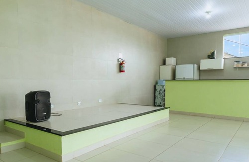 Terra Preta House | Chácara em Mairiporã com Área Gourmet e Piscina