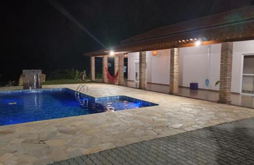 Socorro House | Chácara Lari & Sapão