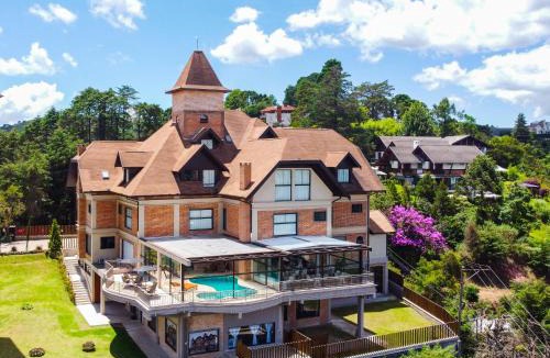 Loteamento Jardim Veu da Noiva Hotel | Château Suisse Boutique Hotel
