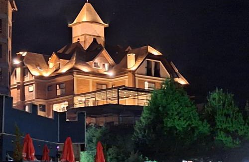 Loteamento Jardim Veu da Noiva Hotel | Château Suisse Boutique Hotel