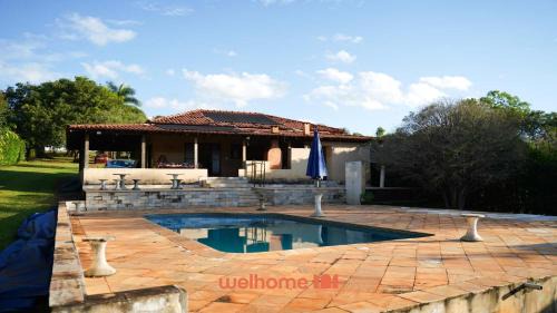 Cassia House | Chacara em Cássia com Piscina e Lago