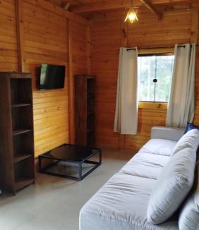 Campo Alegre Ski Chalet | Chalé Azaléia
