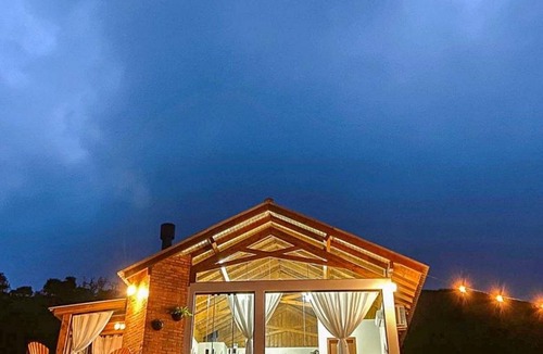 Rancho Queimado Ski Chalet | Chalé Caminho do Sol - 1 - com Jacuzzi e Lareira
