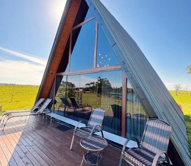 Jaguaruna Cabin | Chalé com hidromassagem de frente para a lagoa