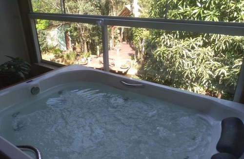 Centro Ski Chalet | Chalé com hidromassagem e vista para o lago há 1,5km do centro de Domingos Martins