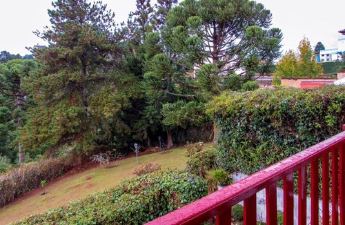 Vila Everest Ski Chalet | Chalé com lareira e Wi-Fi em Campos do Jordão - SP