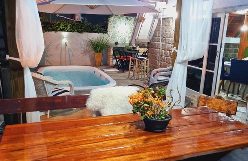 Cachoeira do Bom Jesus Ski Chalet | Chalé com piscina perto do mar