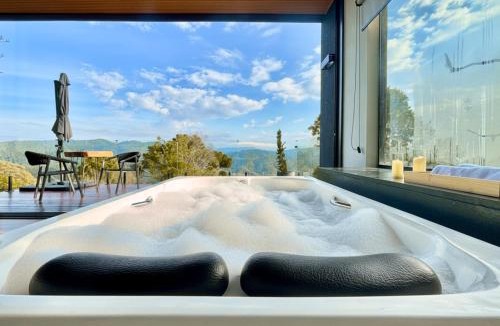 Agua Santa Ski Chalet | Chalé Com Vista E Hidro Em Campos do Jordão