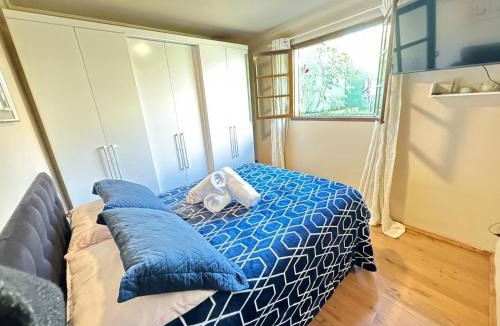Vila Telma Ski Chalet | Chalé Completo 5min centrinho by HospedaHost