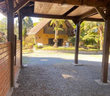 Rio dos Cedros Ski Chalet | Chalé da Araucária