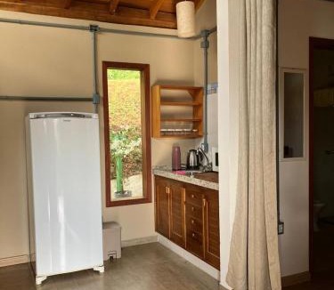 Goncalves Apartment | Chalé das Flores - Refúgio com clima de chácara no Centro de Gonçalves