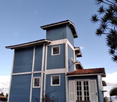 Lavras Novas Ski Chalet | Chalé Florescer