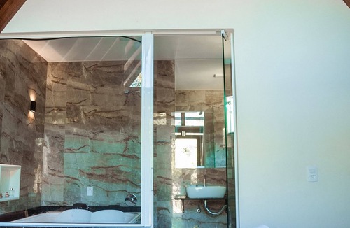 Sao Joao Batista House | Chalé Master com Hidromassagem - Pousada Sestrem