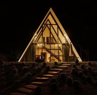 Nova Friburgo Ski Chalet | Chalé na Serra com banheira e vista incrível
