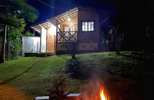 Lumiar House | Chalé Paraíso Fazendinha Cachoeira Pet Friendly
