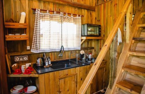 Imarui Ski Chalet | Chalé Rústico com Hidromassagem e Piscina
