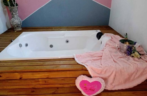 Imarui Ski Chalet | Chalé Recanto da Cachoeira, com Banheira de Hidromassagem com Agua Aquecida