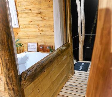 Quitandinha Ski Chalet | Chalé Romântico com banheira de hidromassagem