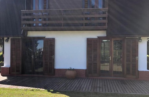 Loteamento Jardim Veu da Noiva House | Chalé Sonho da Vovó - Pertinho do Centrinho!