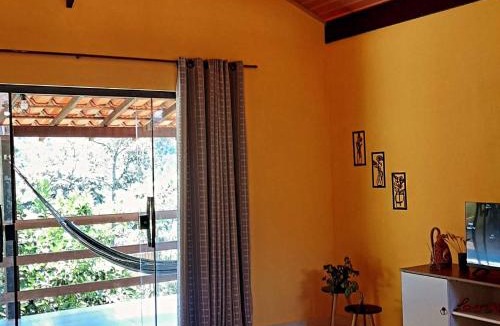 Lumiar House | Chalé Studio Garden , piscina, churrasqueira, roupa de cama e banho