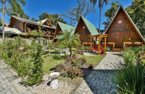 Mariscal Ski Chalet | Chalé Suíço Bombinhas