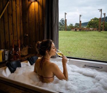 Imarui Ski Chalet | Chalé Suíte, Banheira e Piscina, Chácara das Estrelas