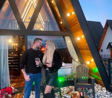 Campos do Jordao Cabin | Chalé Super Luxo Monte Lorobell