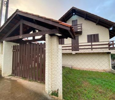 Monte Verde Cabin | Chalé Vale das Pedras
