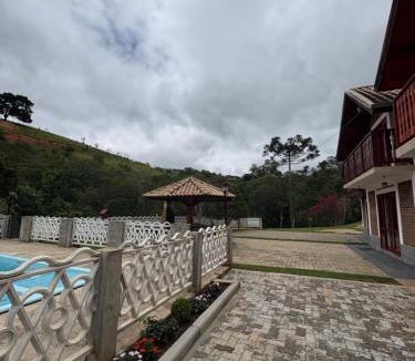 Camanducaia Ski Chalet | Chalé Vista Bela