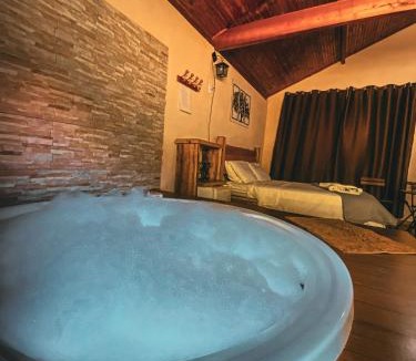 Nucleo Maua Cabin | Chalés com Hidromassagem e Lareira em Visconde de Mauá, Prox Pedra Selada, Pousada Leal Chalés
