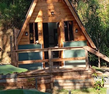 Corrego do Bom Jesus Ski Chalet | Chalés FRONT LAKE 1
