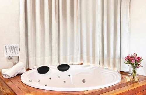 Camanducaia Hotel | Chalés Recanto da Cachoeira