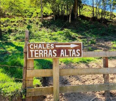 Costas Cabin | Chalés Terras Altas