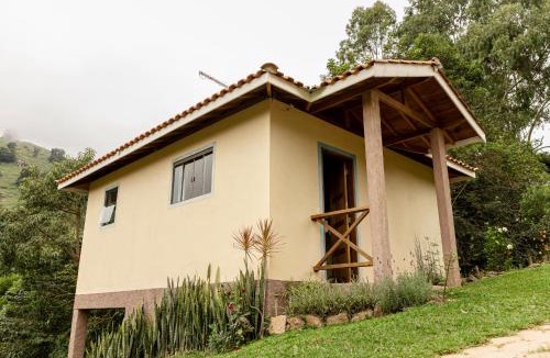 Paraisopolis Cabin | Chalés Vale da Lua