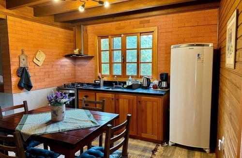 Rancho Queimado Cabin | Chale Rouge - Vila Vert - Rancho Queimado - SC