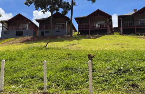 Monte Verde Cabin | Chales essência do vale
