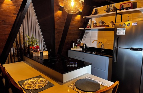 Sao Pedro de Alcantara Ski Chalet | Chalet for 4 Incredible view Greater Florianópolis Waterfalls & beaches