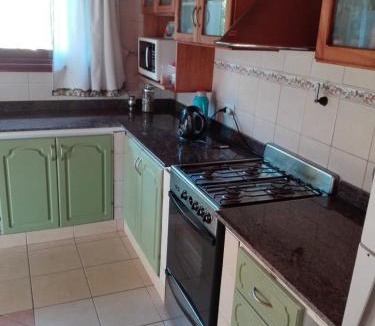 Miramar House | Chalet con pileta
