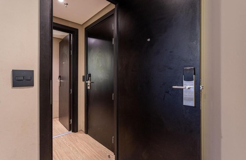 Alphaville Industrial Apartment | Charlie Alphaville