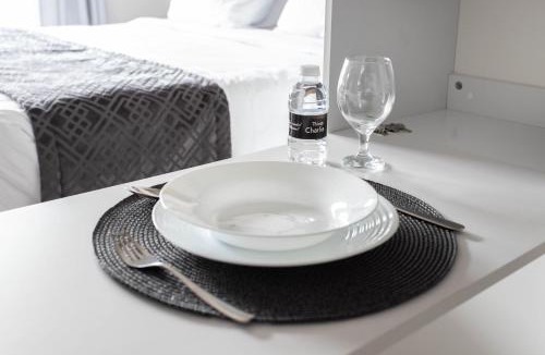 Menino Deus Apartment | Charlie em POA - Studio Moderno com Coworking e Lavanderia